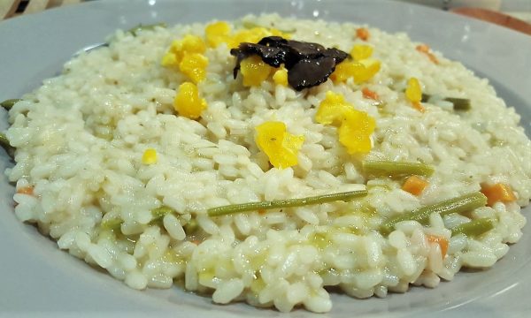 Risotto Mimosa asparagi e Tartufo