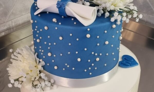 Blue Cake Laurea
