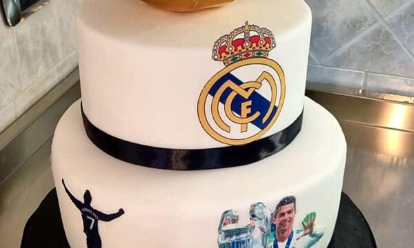 Cake CR7