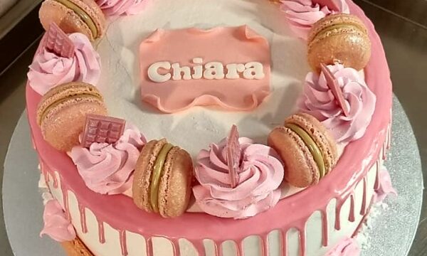 Chiara Cake Cresima
